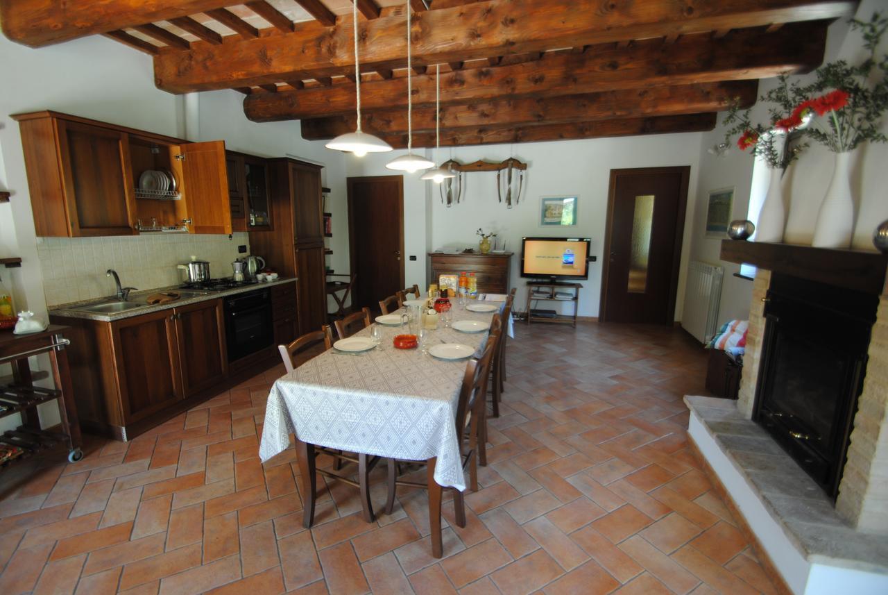 Вілла Agriturismo Il Sentiero Montalto delle Marche Екстер'єр фото